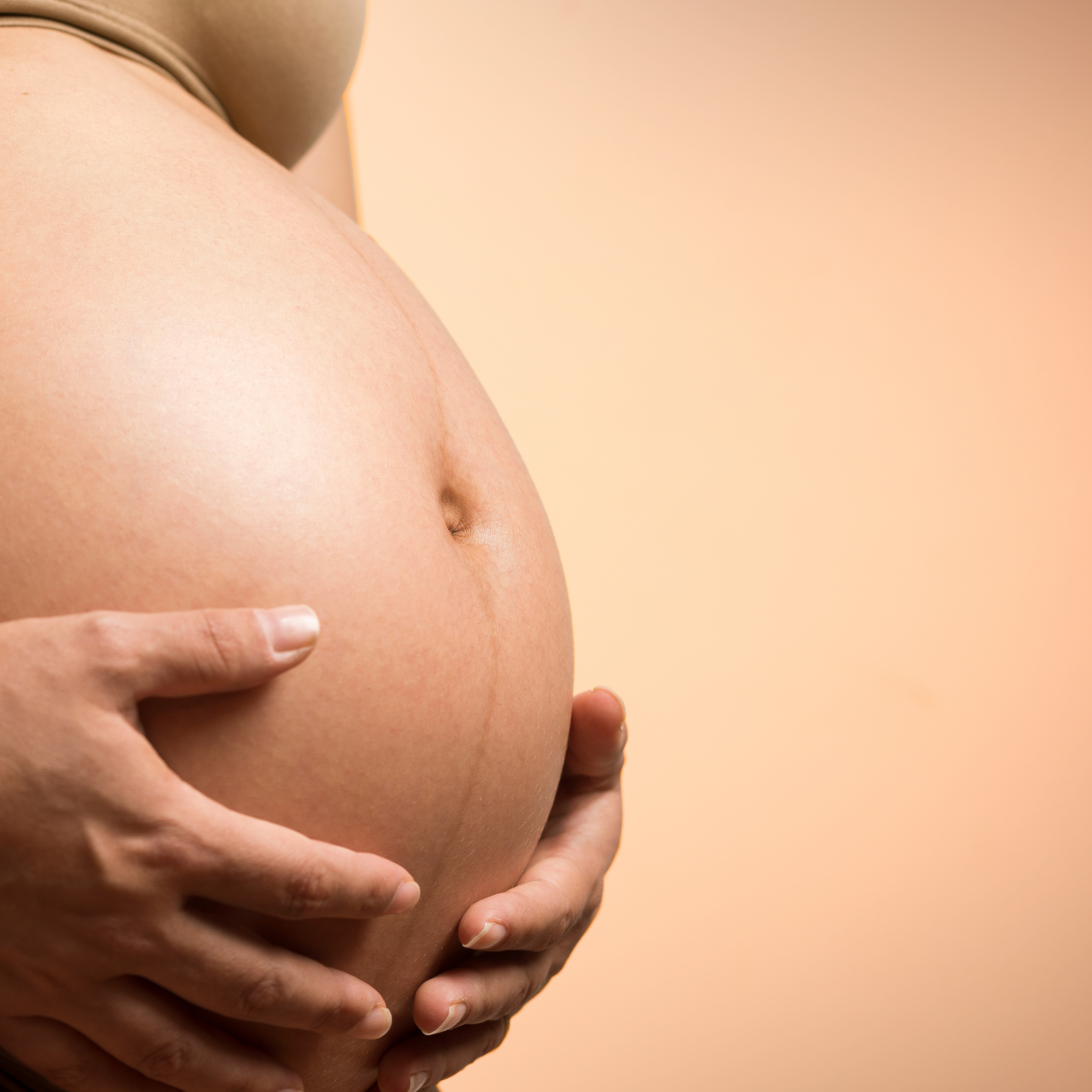 Skincare Products to Avoid During Pregnancy + Safe Skincare Alternatives from Mumu Bath