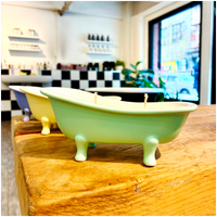 Clawfoot Bathtub Candle - Mumu Bath