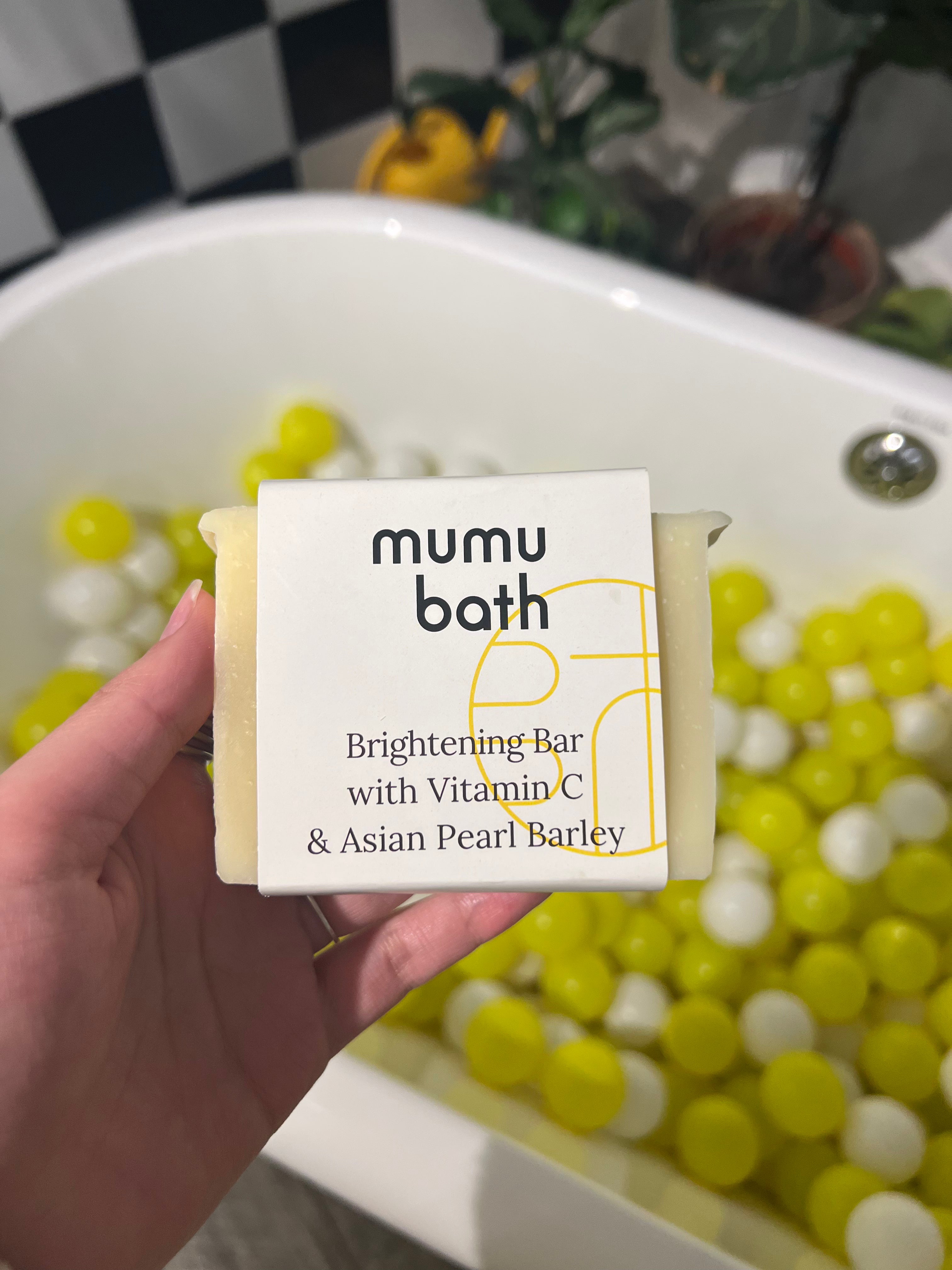 Brightening Bar with Vitamin C & Asian Pearl Barley